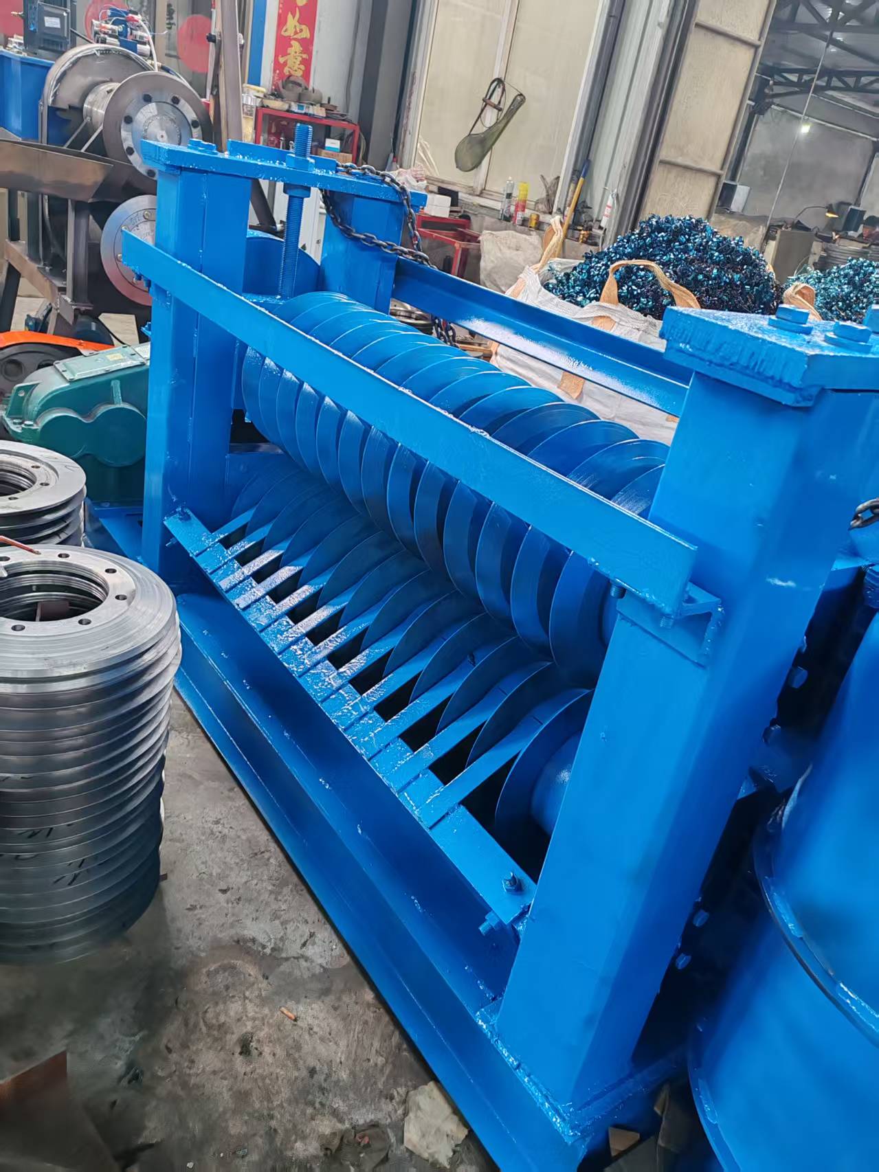 Xinzhe Metal wprowadza na rynek precyzyjną maszynę do cięcia metalu dla globalnych klientów przemysłowych
